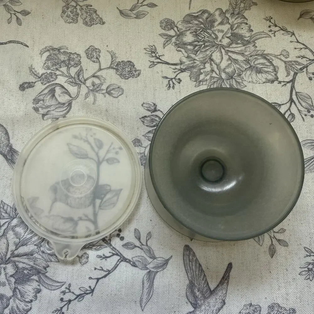 Vintage Tupperware Dessert Custard Pudding Parfait Cups w Lids Set Of 5